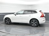 Used 2022 Volvo XC60 B5 Momentum w/ Advanced Package image 5