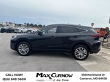 Used 2023 Toyota Venza XLE image 2
