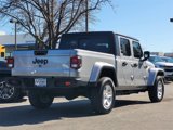Used 2021 Jeep Gladiator Sport image 4