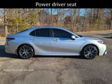 Used 2021 Toyota Camry SE image 3