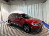 Used 2021 Volkswagen Tiguan SE w/ Panoramic Sunroof Package image 2