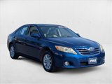 Used 2010 Toyota Camry XLE image 3