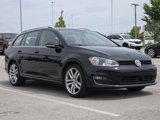 Used 2017 Volkswagen Golf SEL image 2