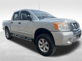Used 2010 Nissan Titan SE w/ SE Value Truck Pkg image 3