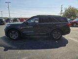 Used 2023 Ford Explorer XLT w/ Equipment Group 202A image 4