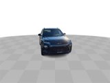 Used 2022 Chevrolet TrailBlazer RS w/ Sun and Liftgate Package image 4