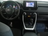Used 2022 Toyota RAV4 LE image 2