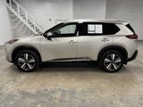 Used 2023 Nissan Rogue Platinum image 4