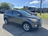 Used 2018 Ford Escape SE w/ Ford Safe & Smart Package image 3