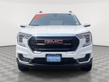 Used 2022 GMC Terrain SLE w/ Driver Convenience Package image 2