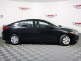 Used 2018 Hyundai Elantra SE image 3