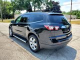 Used 2017 Chevrolet Traverse LT w/ Style and Technology Package image 3
