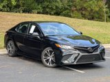 Used 2020 Toyota Camry SE image 2