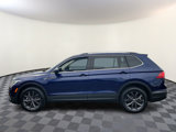 Used 2022 Volkswagen Tiguan SE w/ Panoramic Sunroof Package image 4