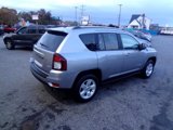 Used 2017 Jeep Compass Latitude image 5