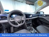 Used 2022 Volkswagen Taos SE w/ Panoramic Sunroof Package image 3