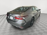 Used 2022 Toyota Camry SE image 4