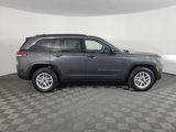 Used 2025 Jeep Grand Cherokee Laredo X image 3