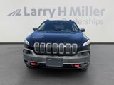 Used 2017 Jeep Cherokee Trailhawk w/ Cold Weather Group image 3