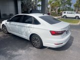 Used 2019 Volkswagen Jetta SEL image 2