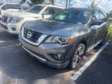 Used 2017 Nissan Pathfinder Platinum image 3