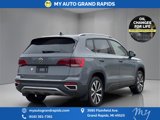 Used 2024 Volkswagen Taos SE image 4