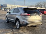 Used 2022 Ford Edge Titanium w/ Equipment Group 301A image 5
