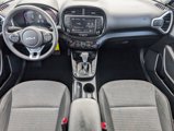 Used 2023 Kia Soul LX w/ LX Technology Package image 5