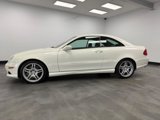 Used 2008 Mercedes-Benz CLK 550 Coupe image 4