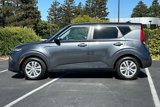 Used 2021 Kia Soul LX image 2