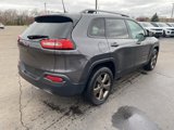 Used 2017 Jeep Cherokee Latitude w/ Comfort/Convenience Group image 4