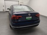 Used 2018 Volkswagen Passat 2.0T R-Line w/ R-Line Lighting Package image 6