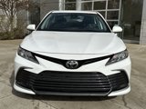Used 2021 Toyota Camry LE image 3
