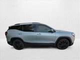 Used 2021 GMC Terrain SLE w/ Driver Convenience Package image 4