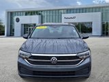 Used 2023 Volkswagen Jetta SE w/ Panoramic Sunroof Package image 2