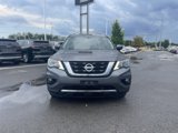 Used 2019 Nissan Pathfinder SV image 2