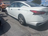 Used 2022 Nissan Altima 2.5 S image 3