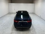 Used 2016 Toyota Avalon XLE Premium image 3
