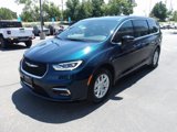New 2025 Chrysler Pacifica Select image 4
