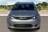 Used 2020 Chrysler Pacifica Touring-L image 3