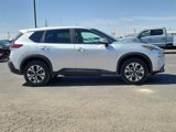 Used 2023 Nissan Rogue SV image 5