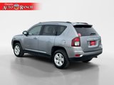 Used 2017 Jeep Compass Latitude image 3