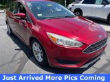 Used 2017 Ford Focus SE w/ Cold Weather Package image 4