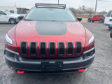 Used 2017 Jeep Cherokee Trailhawk image 6