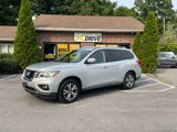Used 2017 Nissan Pathfinder SV image 3