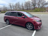 Used 2017 Toyota Sienna SE Premium image 3