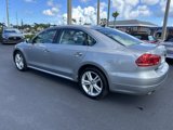 Used 2013 Volkswagen Passat TDI SEL Premium image 4