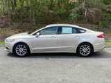Certified 2017 Ford Fusion SE w/ Fusion SE Technology Package image 4