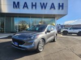 Used 2022 Ford Escape Titanium image 2