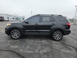 Used 2015 Ford Explorer XLT w/ Equipment Group 202A image 5